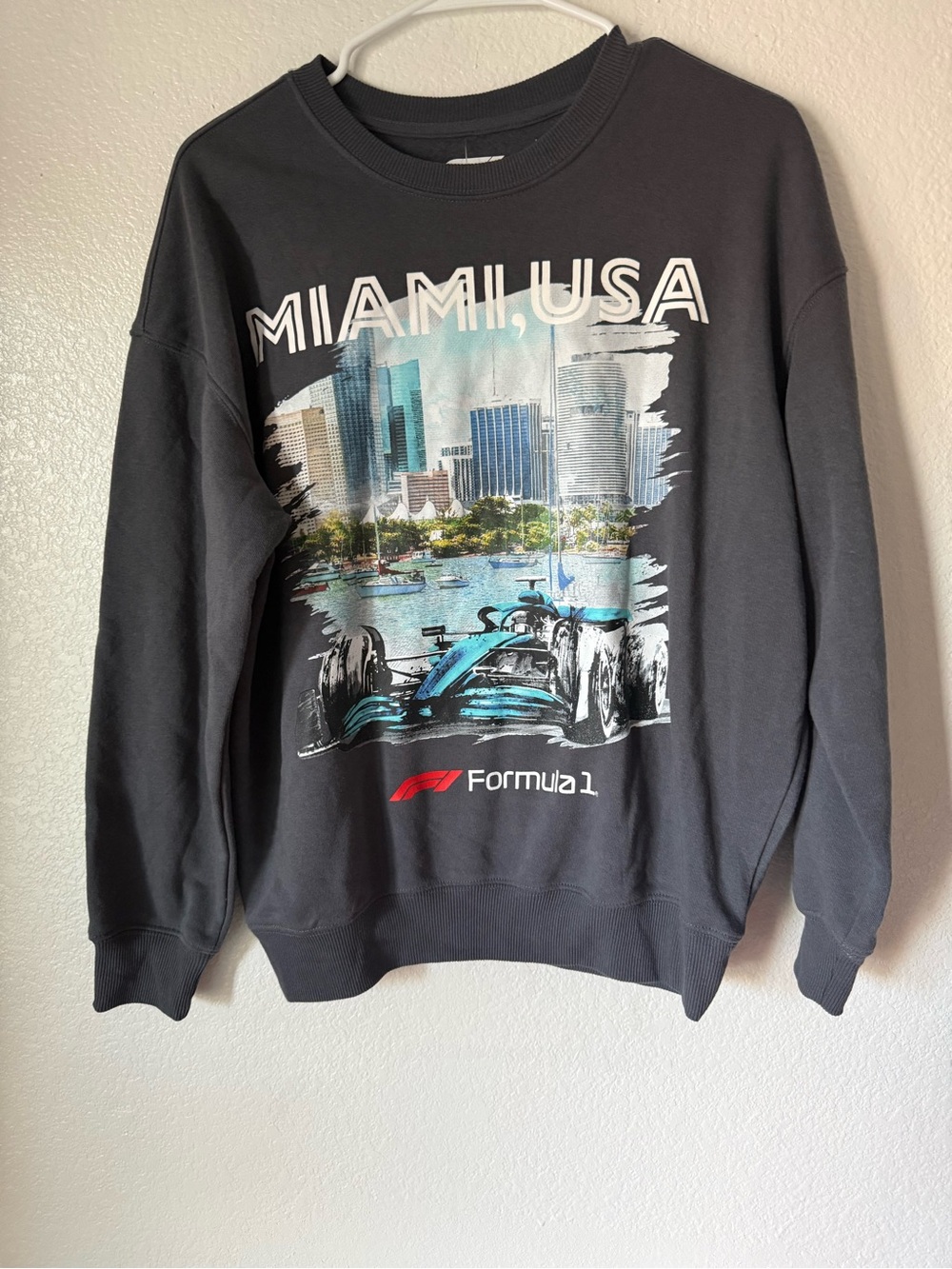 Formula 1 Miami USA Graphic Crewneck Sweater - Black